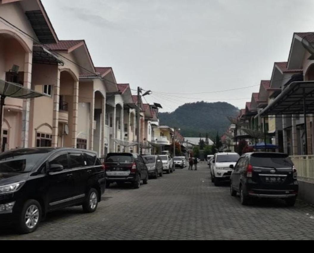 Villa Gunung Mas Berastagi بيراستاغي المظهر الخارجي الصورة